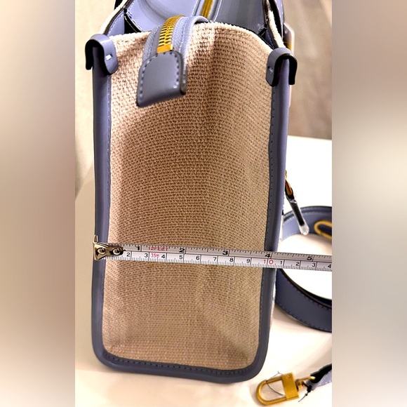 GUESS Tote Bag | Travel Bag  with Top Handles and Detachable/Adjustable Strap - Picture 16 of 17